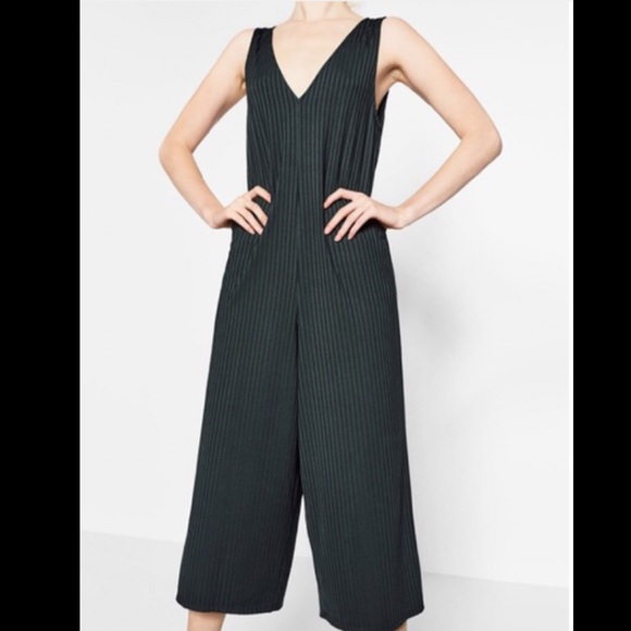 Zara Green Ribbed V Neck Sleeveless Knit Jumpsuit - Picture 1 of 9